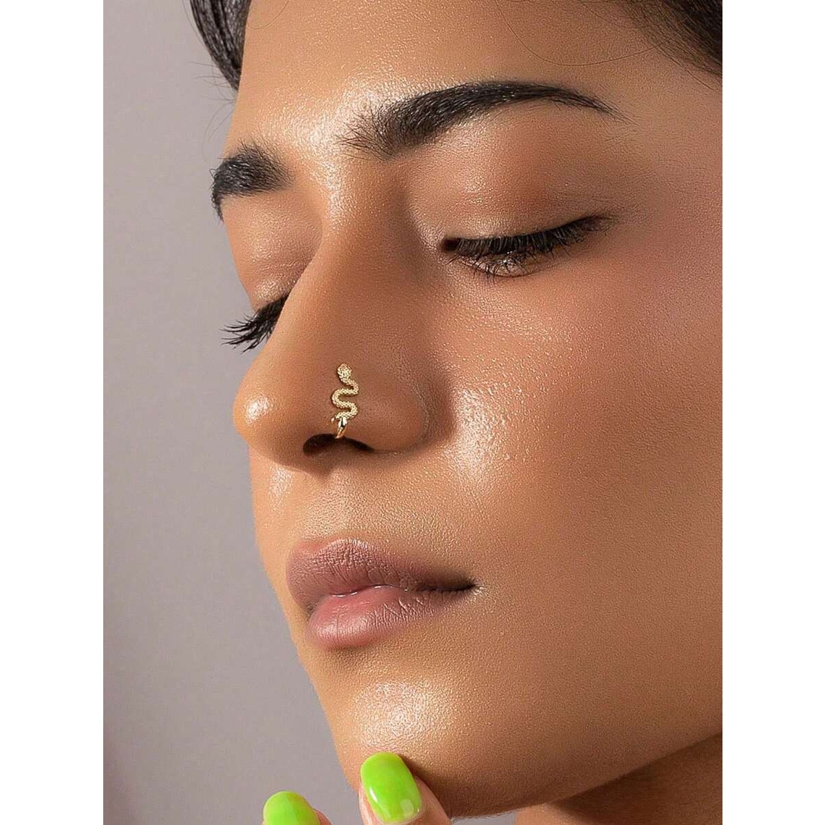 1 Pc Elegant Gold Golden Tone Snake Faux Nose Ring, No Piercing Nose Clip